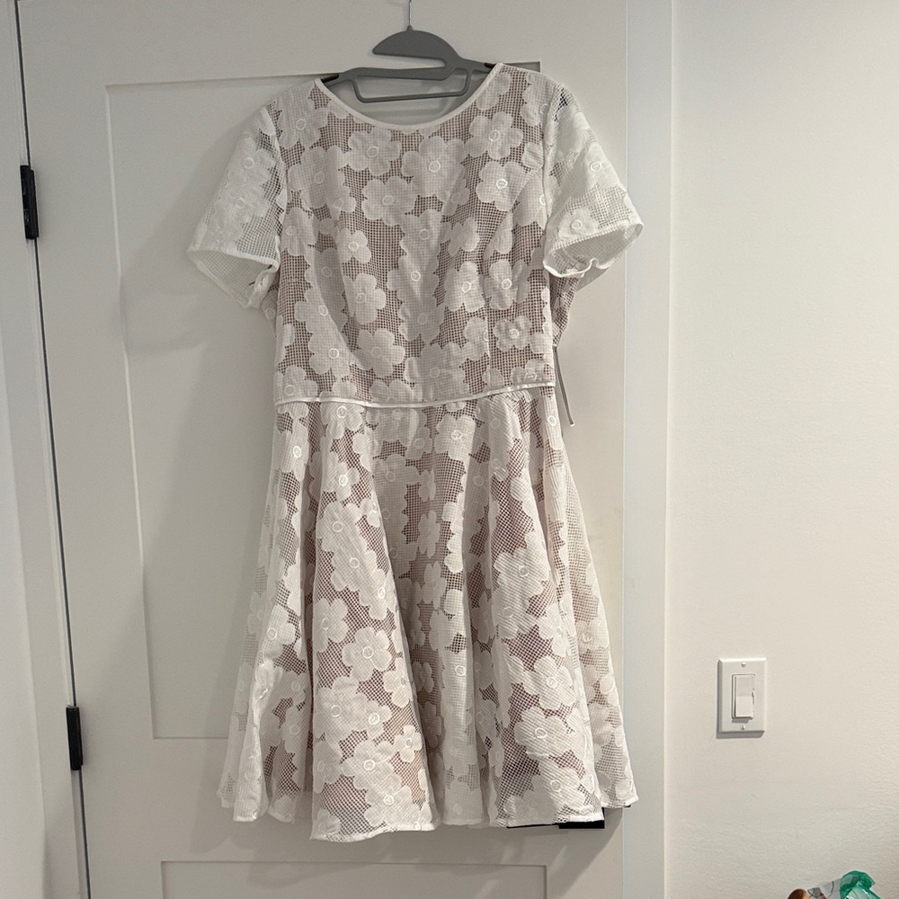 Floral Lace Mini Dress - White